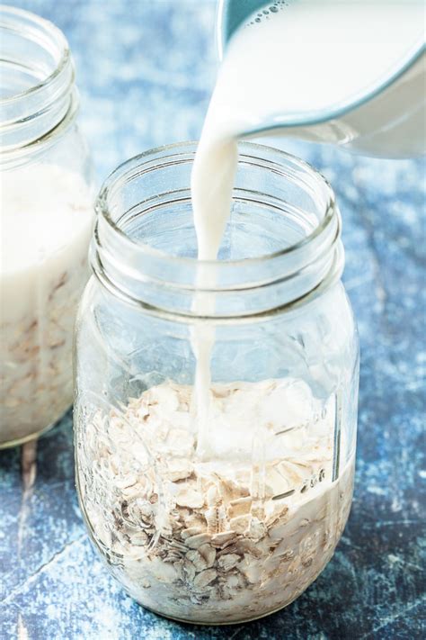 how-to-make-overnight-oats-no-cook-chew-out image