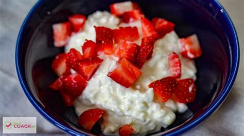 cottage-cheese-and-berries-bariatricfoodcoachcom image