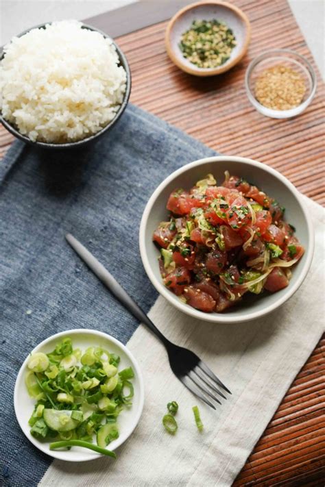 easy-ahi-tuna-poke-bowl-recipe-hungry-huy image