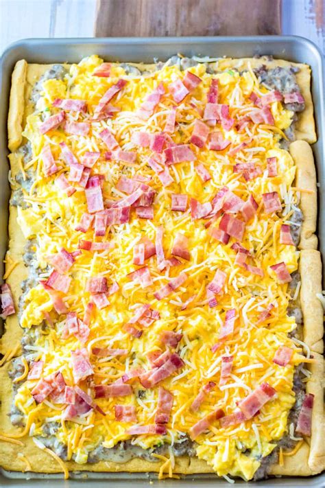 sheet-pan-breakfast-pizza-with-crescent-rolls-crayons image