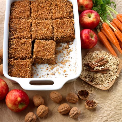 oatmeal-carrot-apple-breakfast-squares image
