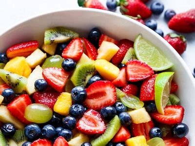 11-easy-fruit-salads-that-will-make-you-feel-fancy-self image