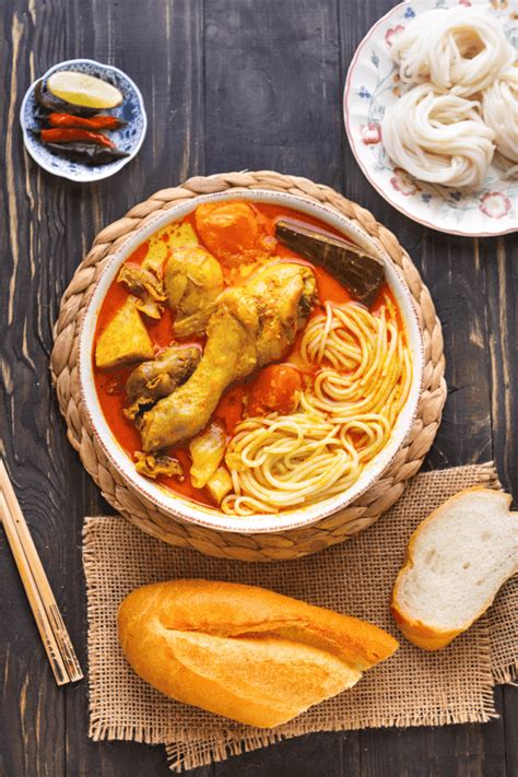 vietnamese-chicken-curry-c-ri-g-wok-and-kin image