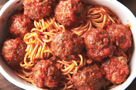 spaghetti-and-meatballs-with-tomato-sauce-recipe-the image