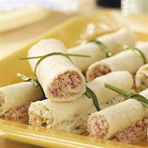 diploma-sandwiches-edible-crafts image