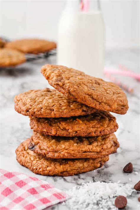 best-easy-oatmeal-cookies-pantry-dessert image