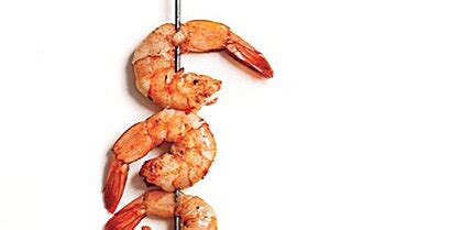 cajun-spiced-smoked-shrimp-with-rmoulade image