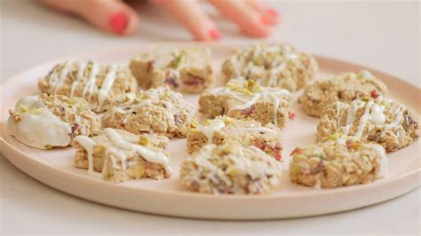 watch-the-best-no-bake-pistachio-cookies-epicurious image
