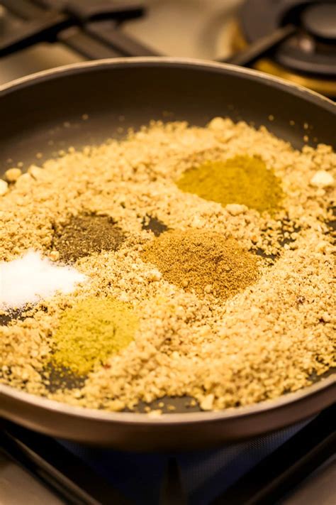 dukkah-delicious-dipping-mix-of-the-ages-chef-tariq image