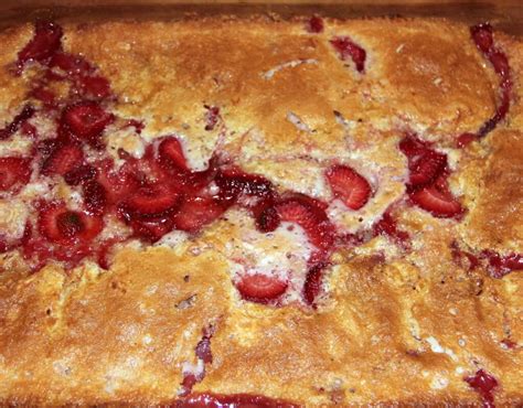 strawberry-cobbler-easy-and-fresh-southern-food image