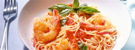 pasta-with-quick-marinara-and-shrimp-oldways image
