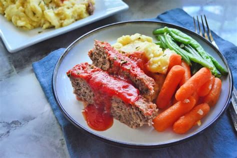 instant-pot-meatloaf-with-garlic-mashed-potatoes image