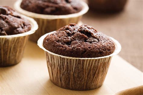 gluten-free-chocolate-sorghum-cupcakes-recipe-nu image