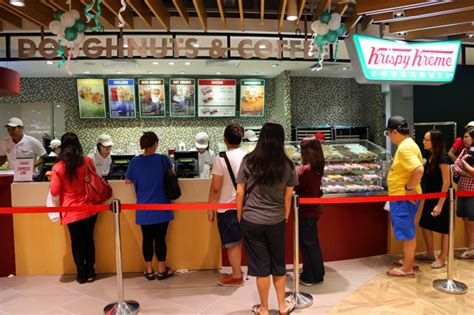 krispy-kreme-singapore-the-donut-service-queue image