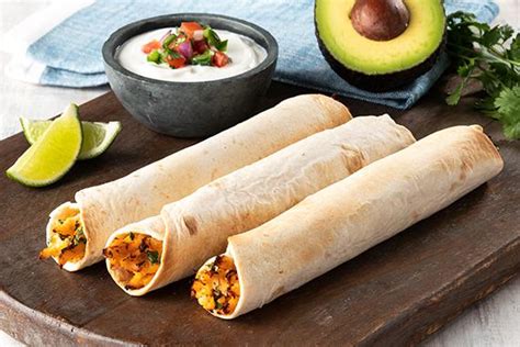 air-fryer-chicken-taquitos-in-5-minutes-mission-foods image