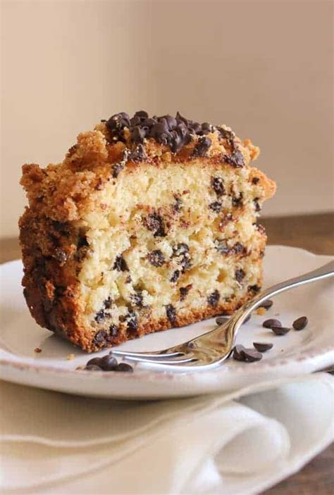 chocolate-chip-crumb-cake-an-italian-in-my-kitchen image