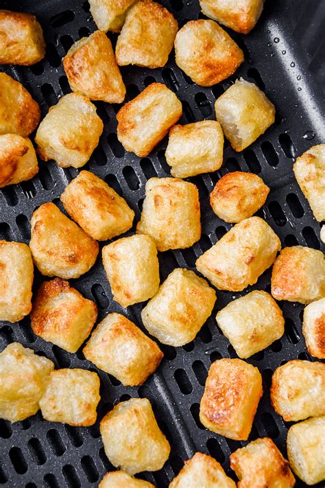 how-to-cook-cauliflower-gnocchi-in-an-air-fryer image