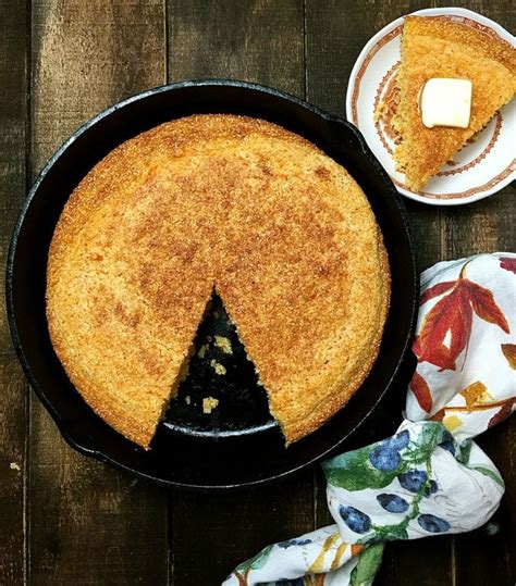 best-old-fashioned-cornbread-recipe-grits image