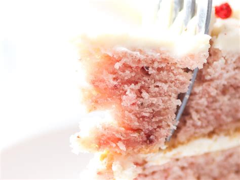 double-strawberry-cake-recipe-serious-eats image
