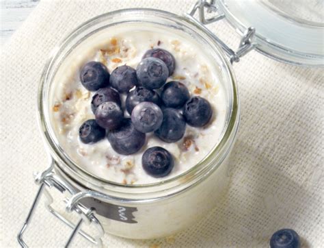 blueberry-overnight-oatmeal-safeway image
