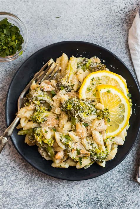 cavatelli-and-broccoli-fast-healthy-pasta image
