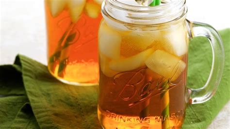 southern-sweet-tea-recipes-sc-travel-guide image