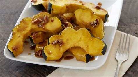 acorn-squash-with-butter-pecan-sauce image