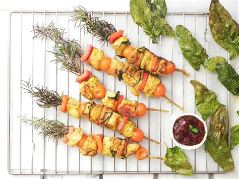 chicken-skewers-with-mixed-spices-pinchos-morunos image