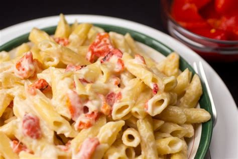 roasted-red-pepper-penne-alessi-foods image