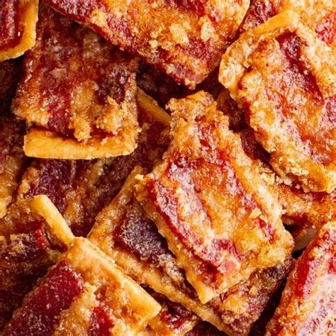 sweet-and-savory-bacon-crackers-easy-appetizers image