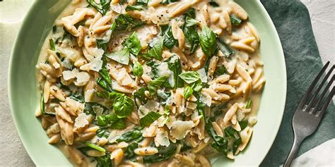 creamy-spinach-orzo-eatingwell image