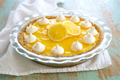 lemon-cream-cheese-pie-recipe-food-fanatic image