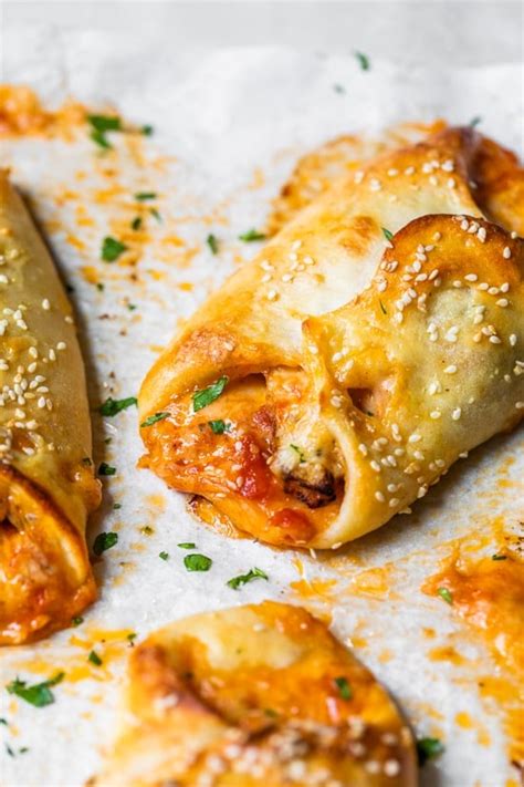 chicken-parmesan-rolls-pizzeria-style-chicken-rolls image