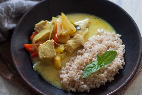 pineapple-chicken-curry-recipe-by-archanas-kitchen image