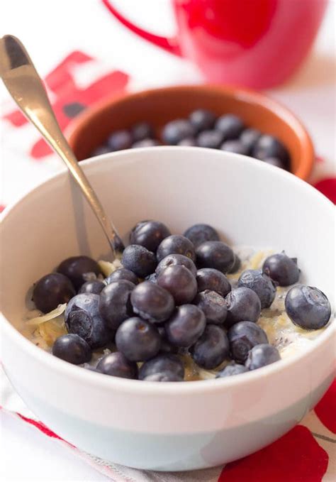 porridge-with-blueberries-and-almonds-neils-healthy image