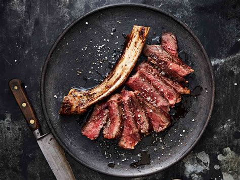 fws-best-steak-dinner-recipes-food-wine image