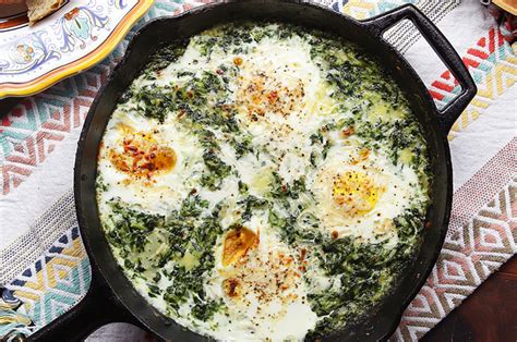 creamy-one-pot-spinach-and-egg-breakfast-buzzfeed image