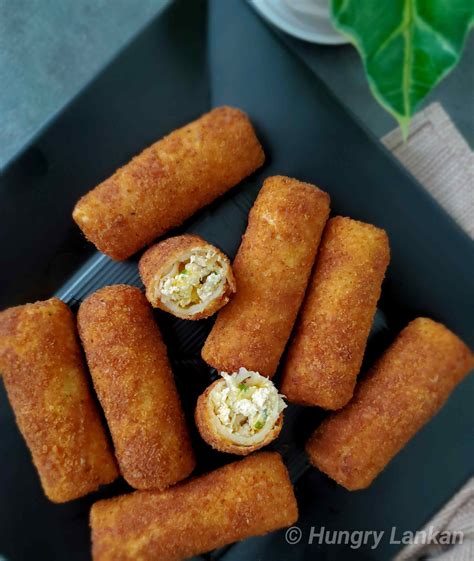 crispy-chicken-rolls-with-habanero-and-cheese-hungry image