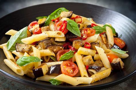 tuscan-style-pasta-with-navy-beans-secondbottle image