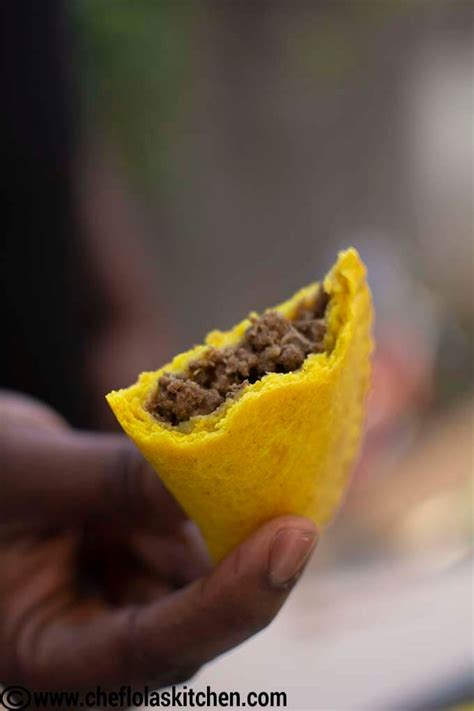 jamaican-meat-pie-jamaican-beef-patty-chef-lolas image