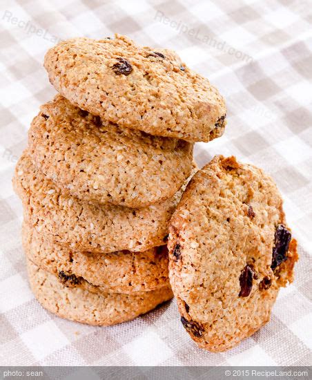 bisquick-oatmeal-raisin-cookies image