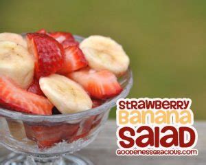 strawberry-banana-salad-goodeness-gracious image