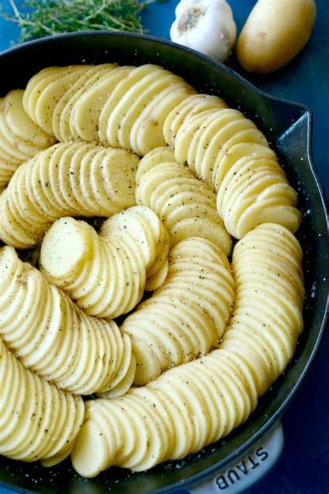 gruyere-scalloped-potatoes-the image
