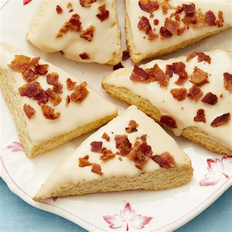 how-to-make-maple-bacon-scones-the-pioneer-woman image