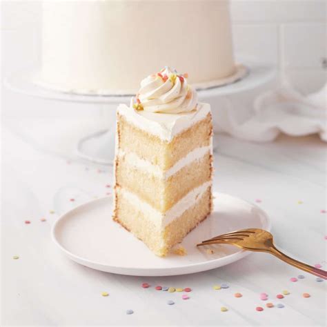 the-best-french-vanilla-cake-bonni-bakery image