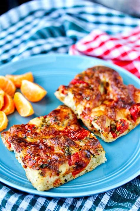 easy-crust-tomato-pizza-karens-kitchen-stories image