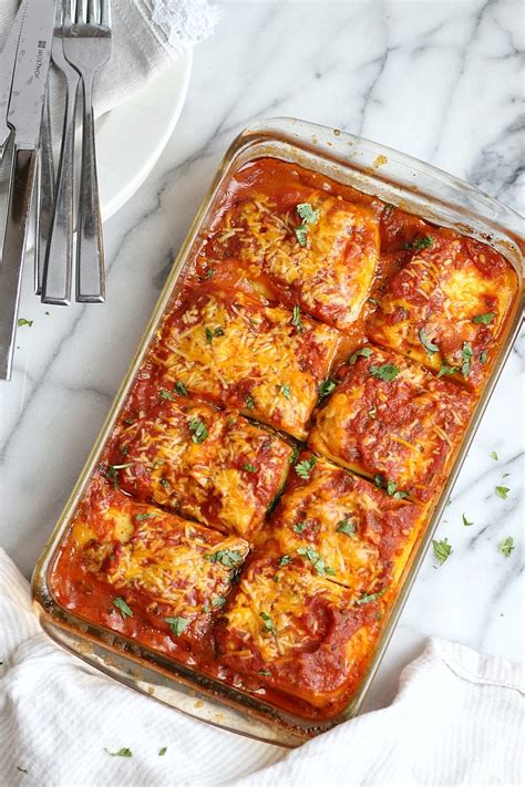 low-carb-vegetarian-zucchini-lasagna-garden-in-the image