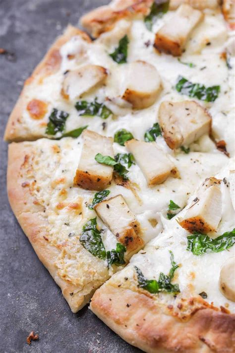 chicken-alfredo-pizza-the-best-white-pizza-recipe-lil image
