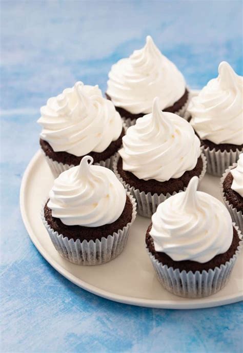 hi-hat-cupcakes-homemade-marshmallow-fluff image