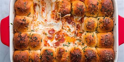 pull-apart-garlic-bread-pizza-dip-delish image